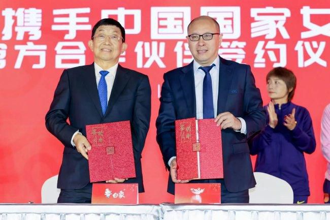 以灵魂拷问为题有双重意图，一是能概括伯格曼电影的核心特点，二是要唤起人们对自我灵魂的意识和生命意义的思索。